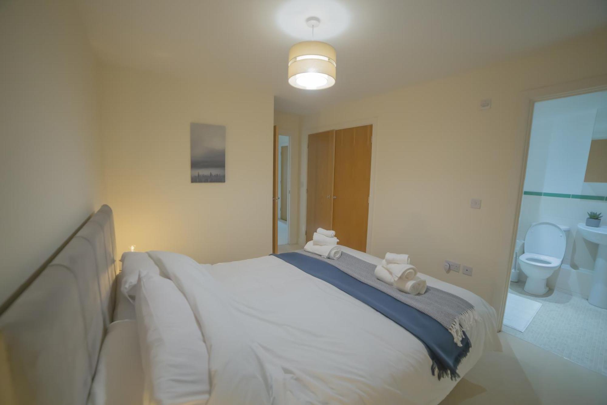 Sleeps9 Parking&Garage 17 Mins To Gatwick, 30 To London Villa Merstham Dış mekan fotoğraf
